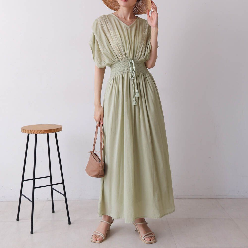 100%印度棉 素雅刺繡收腰短袖洋裝-薄荷綠