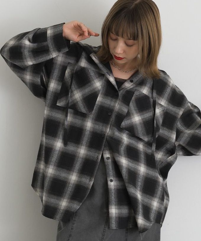 日本 ELENCARE DUE - 率性格紋大落肩連帽長袖襯衫-黑