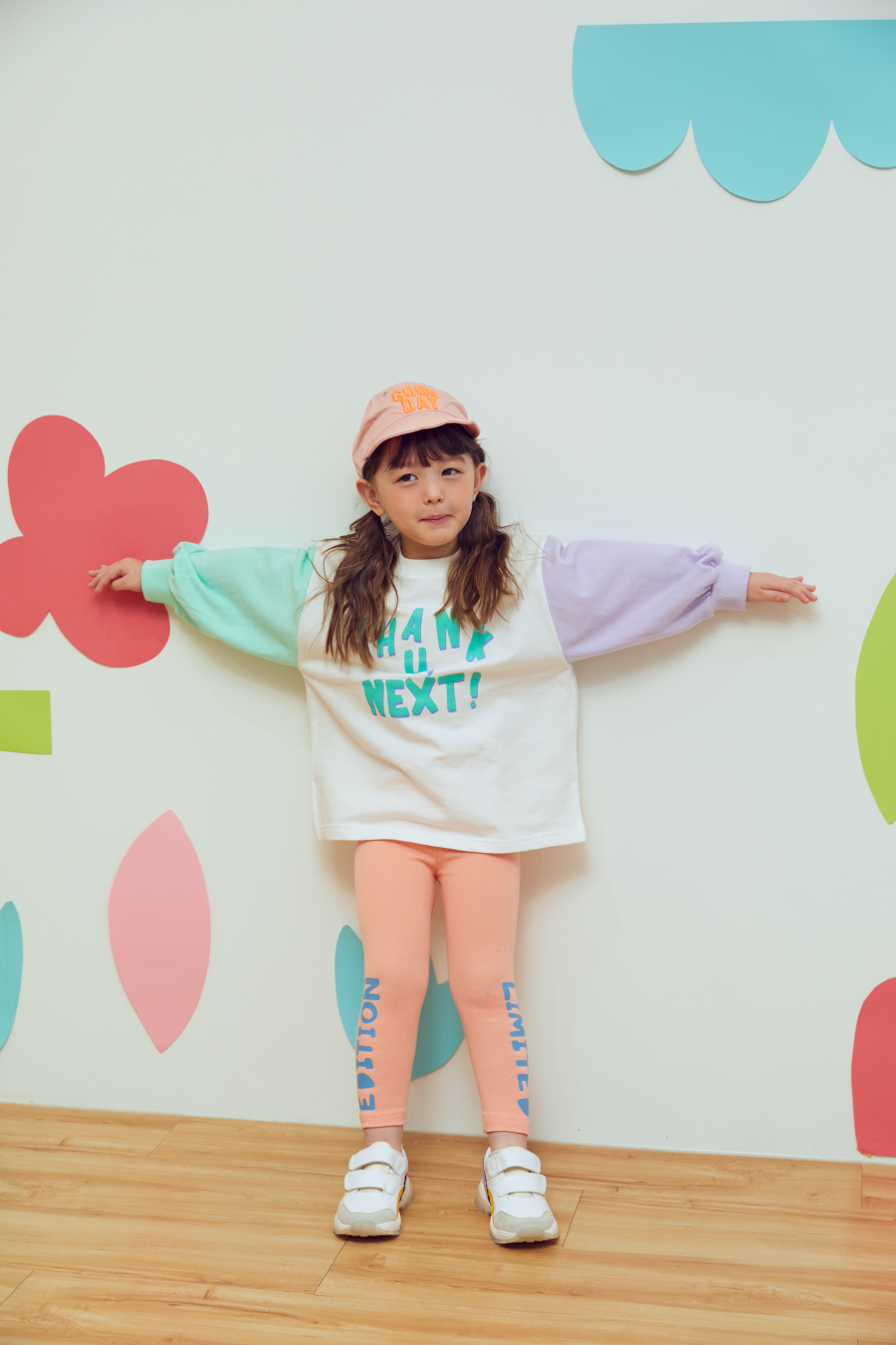 韓國 MINIATURE - THANK U, NEXT! 拼接色長版T-紫X綠