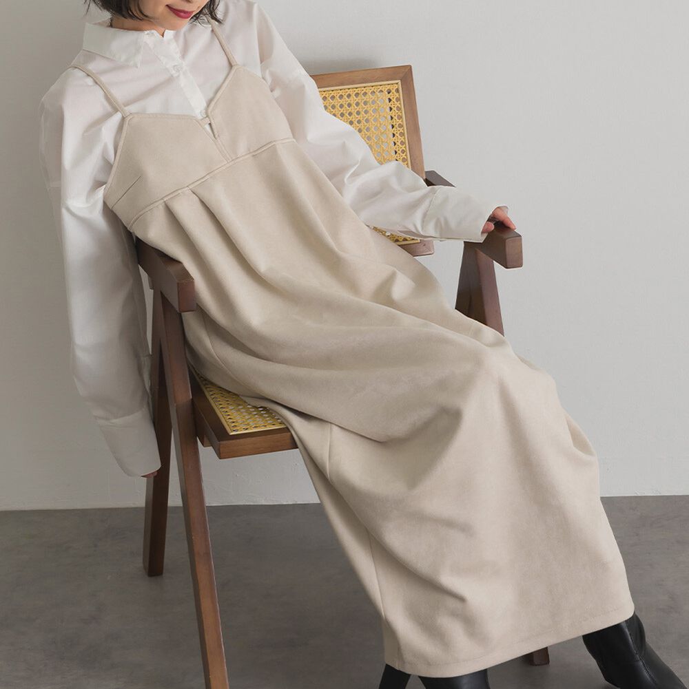 柔美垂墜感優雅絨面吊帶洋裝-象牙米