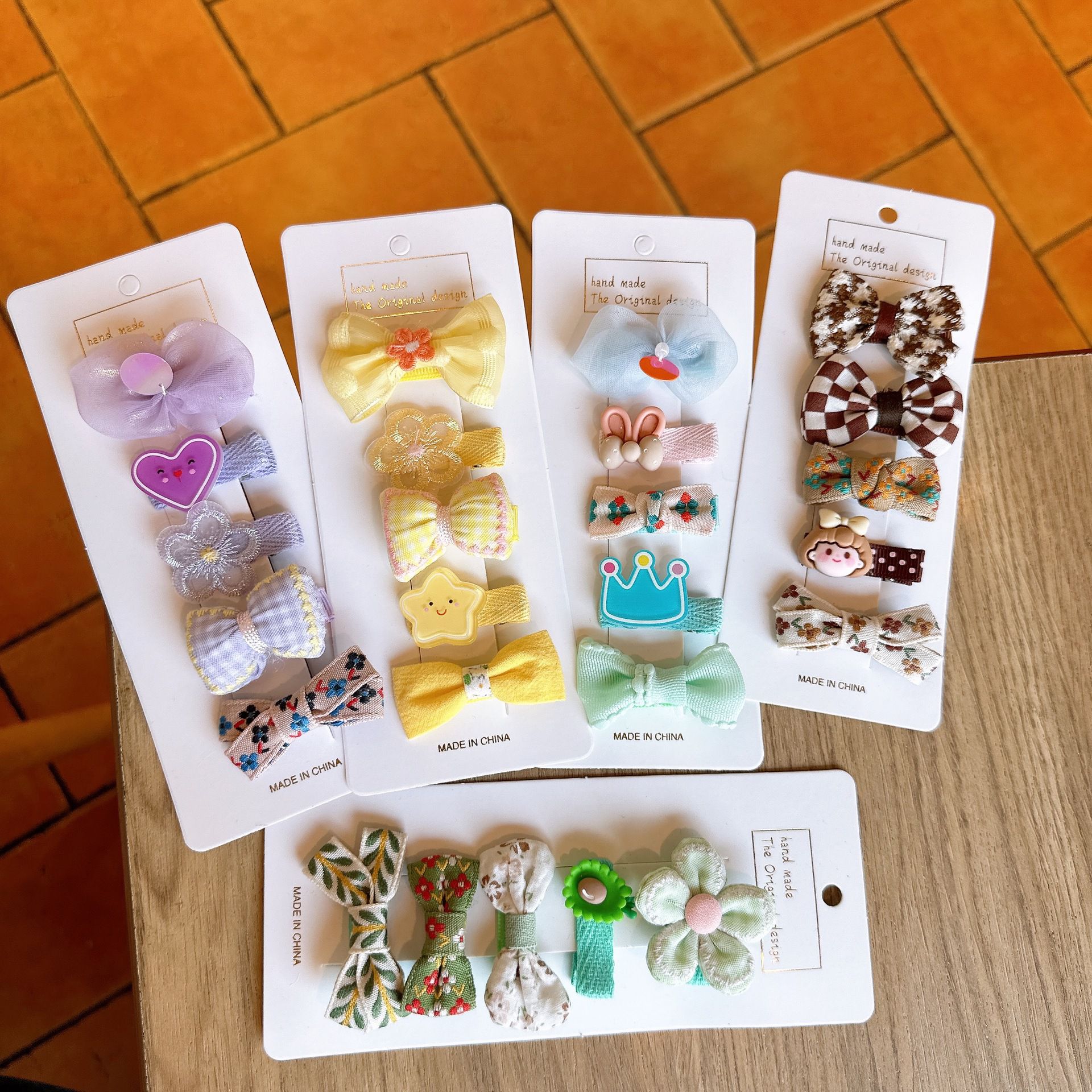 超萌不傷髮布藝髮夾(5入組)-女孩-咖啡色