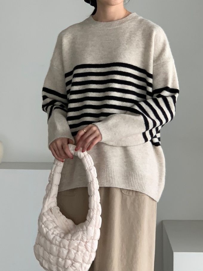 韓國女裝連線 - 條紋點綴寬鬆版型針織上衣-燕麥杏 (FREE)