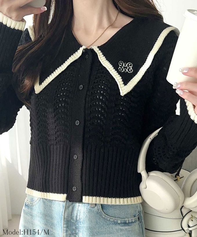 日本 Classical Elf - mily bilet 復古氣質領洞洞針織上衣-灰