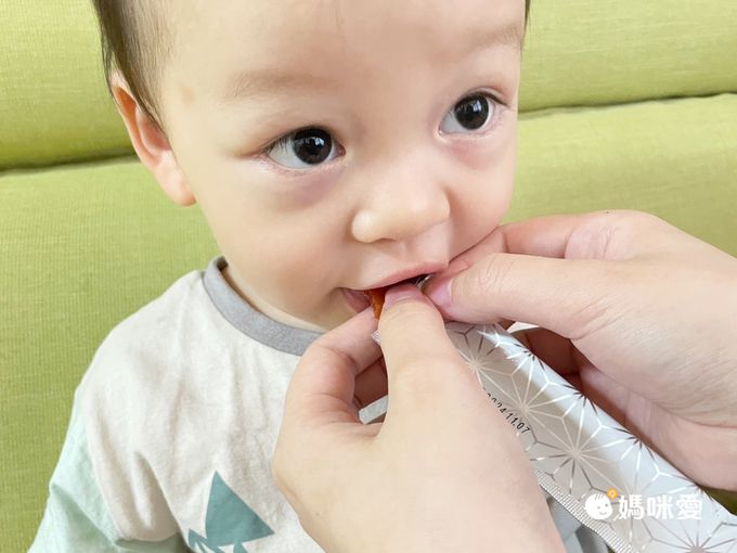 Adore愛多康 - 葉黃素晶晶凍20gx10入x一盒(效期2024/11/07)＋液態維生素Ｄ3_3.4ml(400IU)x一盒