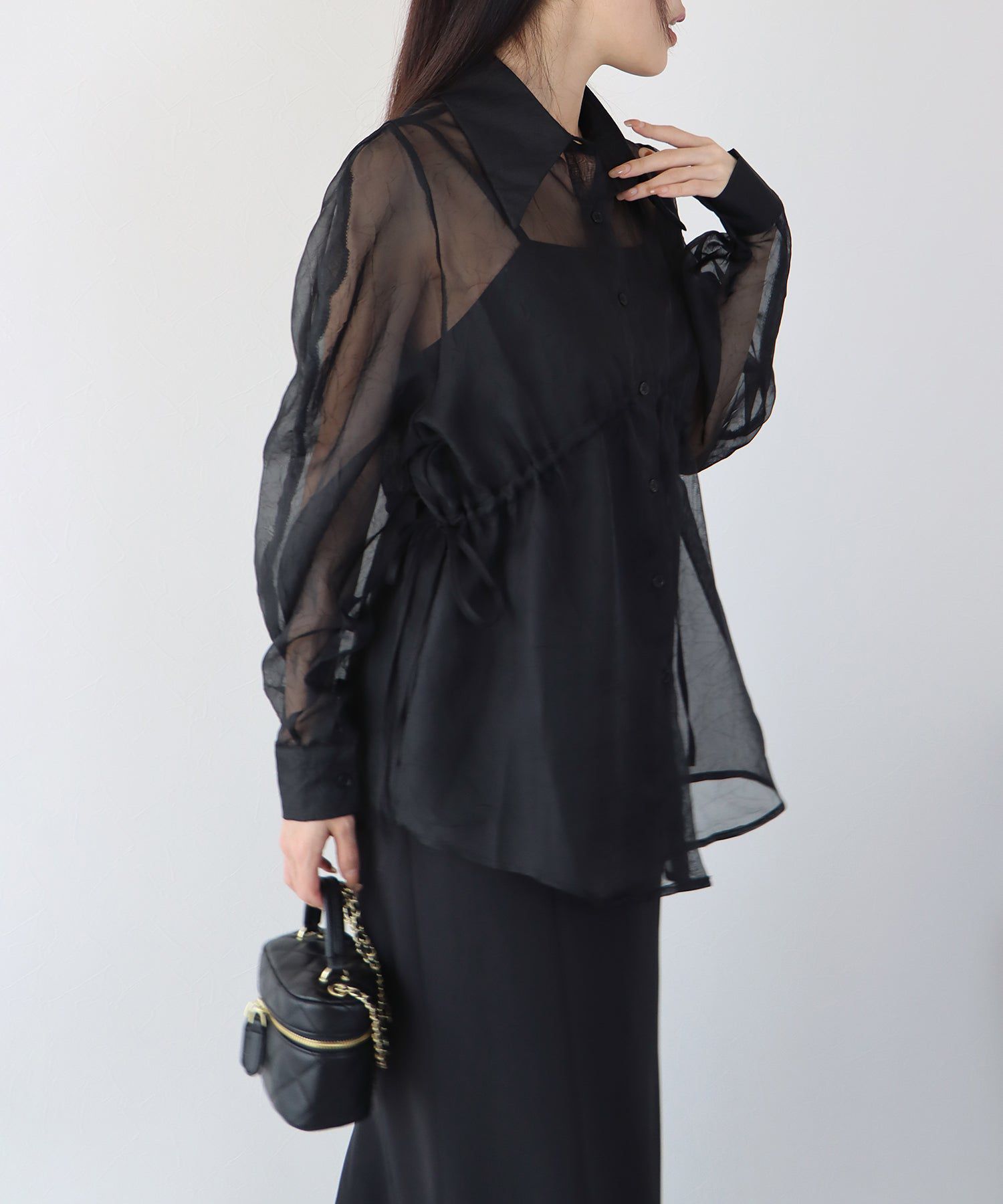 日本 BLUE EAST - 透膚抽繩翻領薄襯衫-米杏