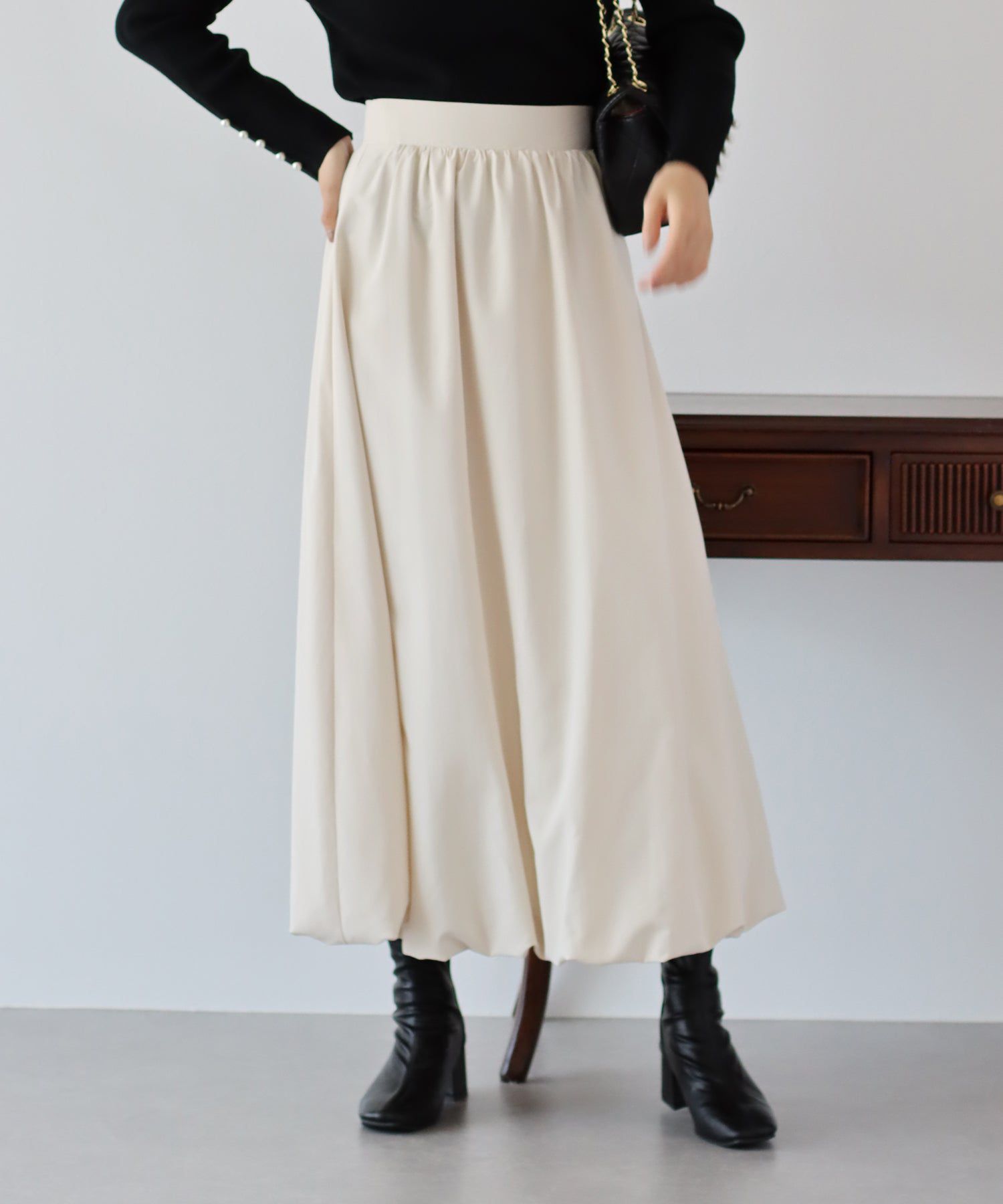 日本 BLUE EAST - 簡約時尚定番氣球裙-米杏