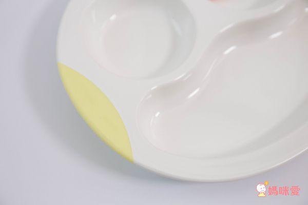 日本 Richell 利其爾TLI豪華餐具組禮盒