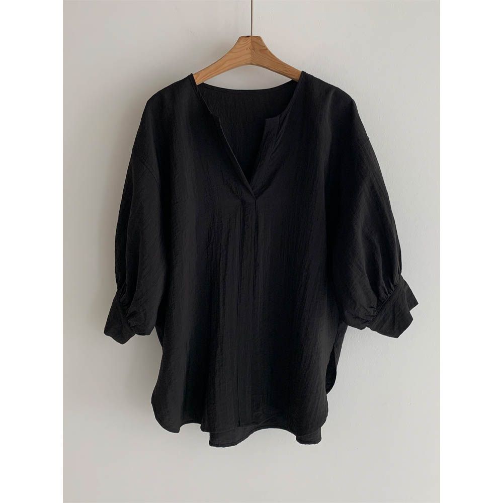輕透嫘縈V領寬鬆七分袖襯衫-黑 (FREE)