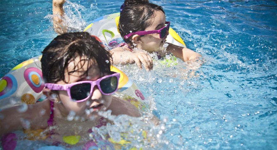 夏天玩水一定要注意！避免孩子溺水的十大救命徵兆