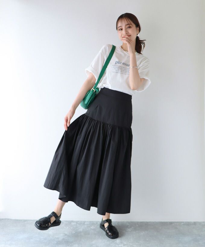 日本 BLUE EAST - 百搭顯瘦長裙-米杏