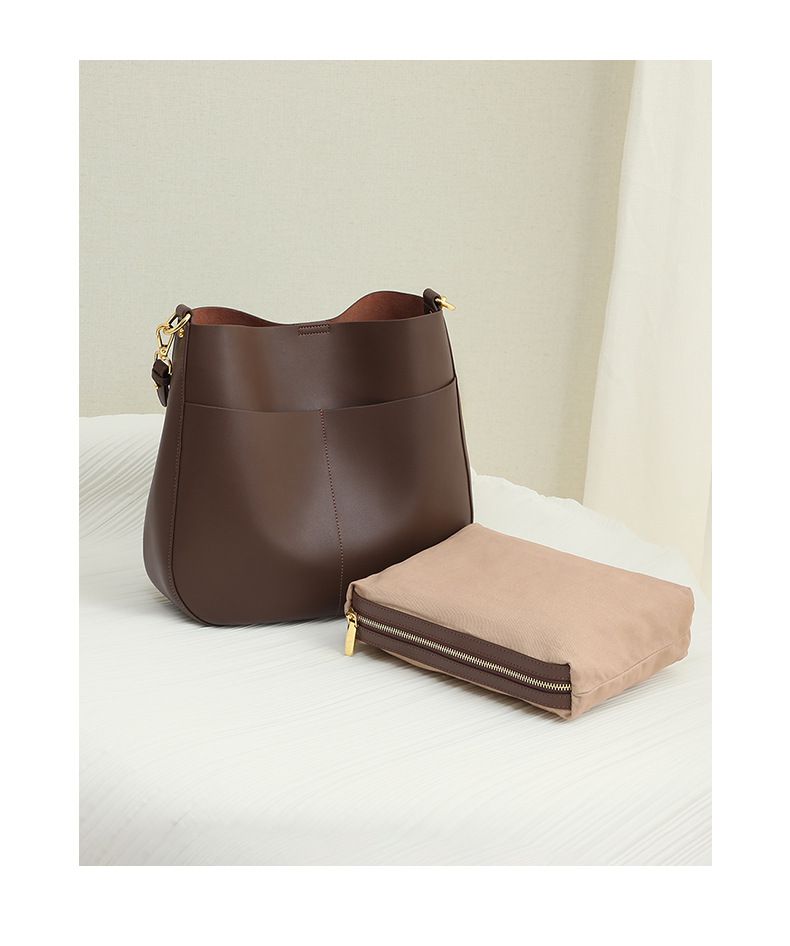 真皮大容量水桶單肩手提包(A4可放)-附2種背帶-栗子咖啡色 (33x29x9cm)