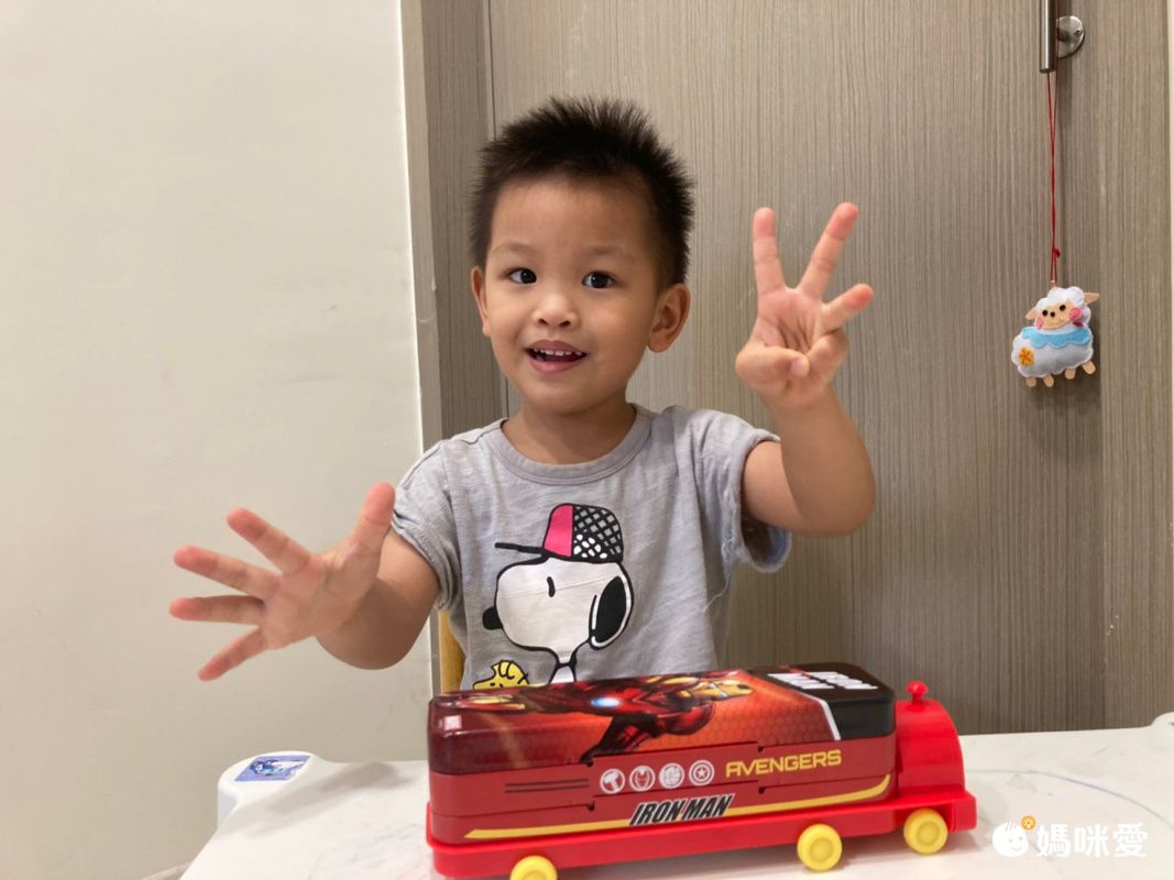 立體雙層火車鉛筆盒-卡通人物冰雪奇緣-紫色