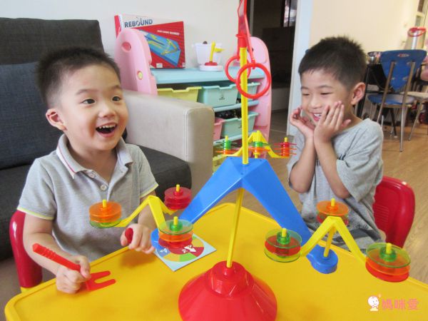 Mattel - 小心翼翼