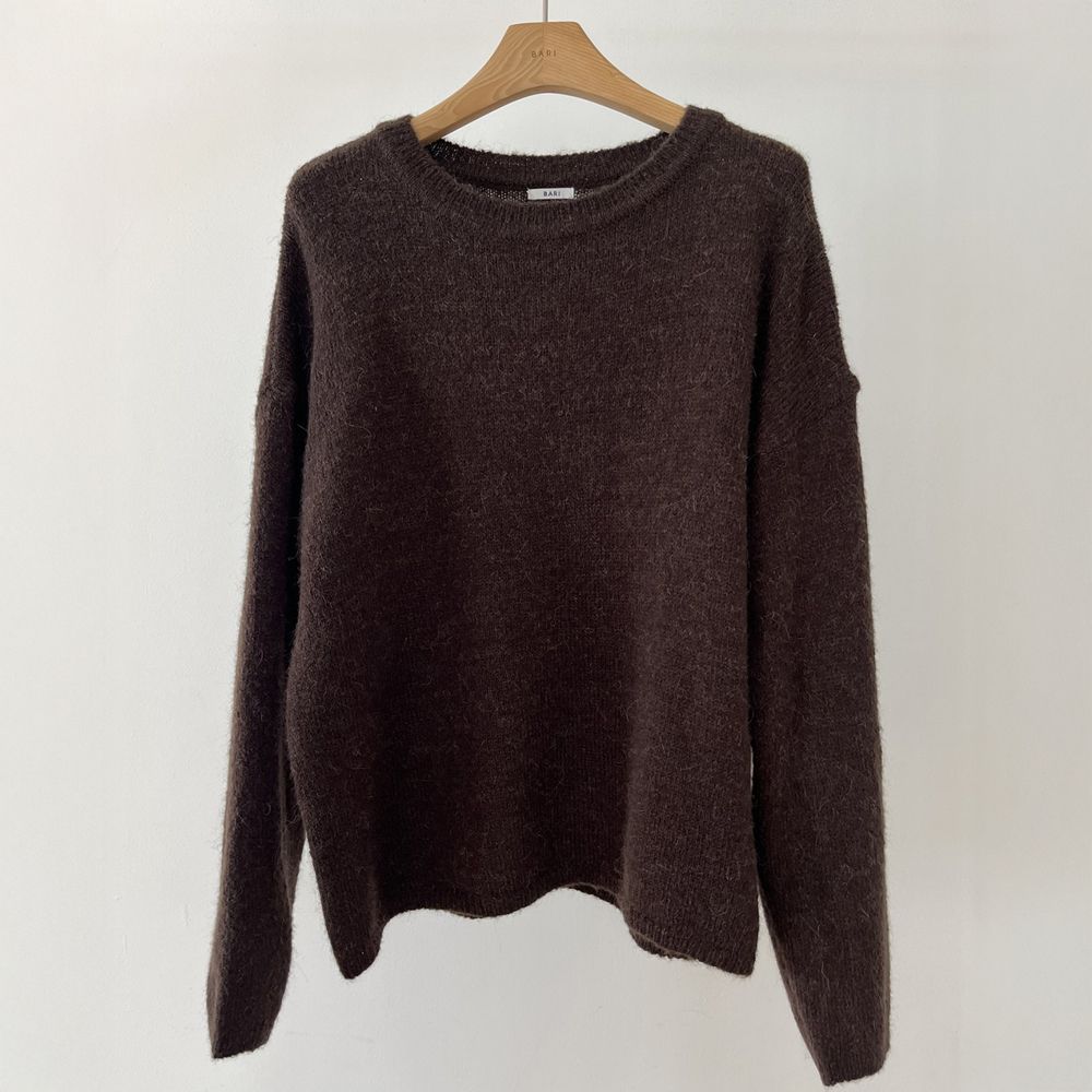 知性風落肩混羊毛長袖針織衫-深棕 (FREE)