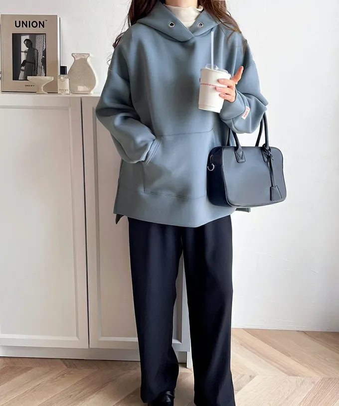 日本 Classical Elf - Java 舒適空氣棉長袖帽T-黑