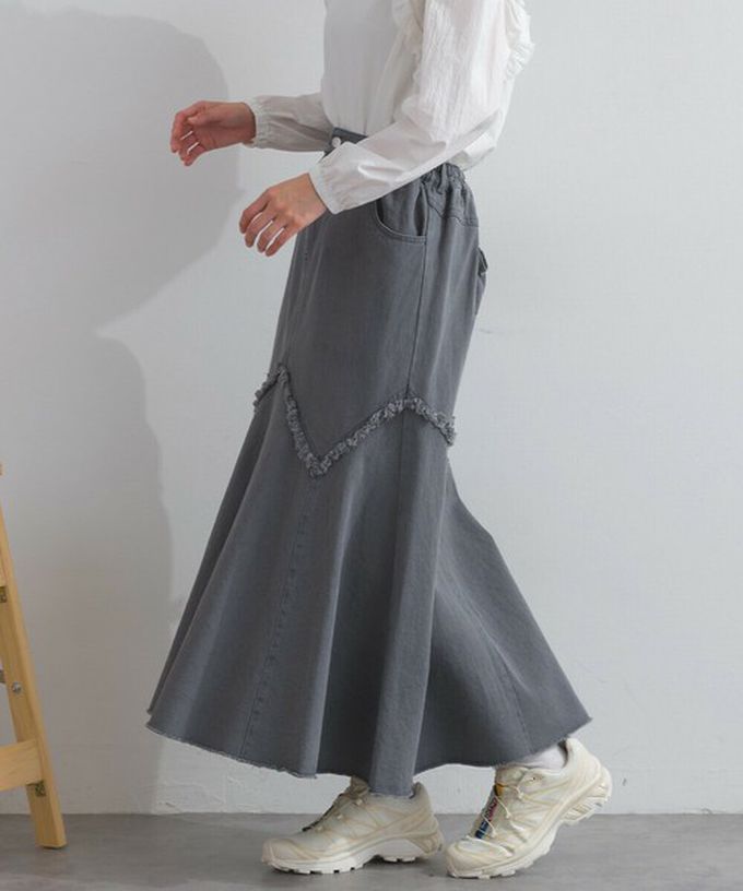 日本 Lupilien - 10oz修身V型魚尾丹寧長裙-黑