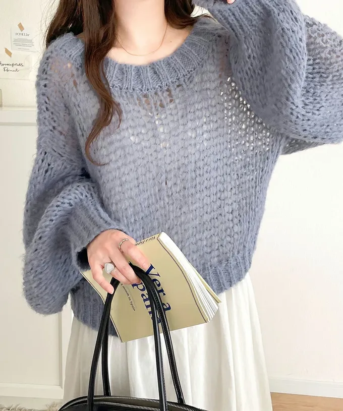 日本 Classical Elf - 甜美船領針織洞洞大寬袖毛衣-灰藍