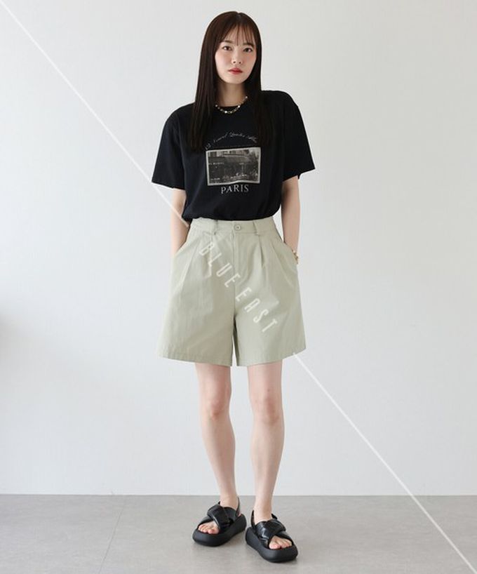 日本 BLUE EAST - 海軍風打褶休閒短褲(附腰帶)-海軍藍