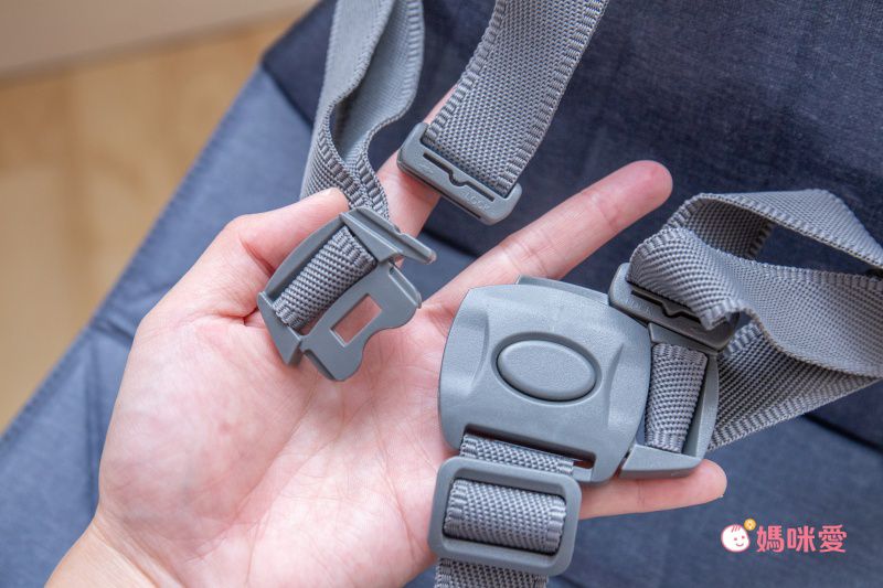 史上最低價！市面最輕巧【義大利 bombol】秒收攜帶式餐椅