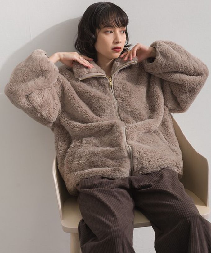 日本 ELENCARE DUE - 奢華毛絨柔軟寬鬆保暖拉鍊外套-象牙白