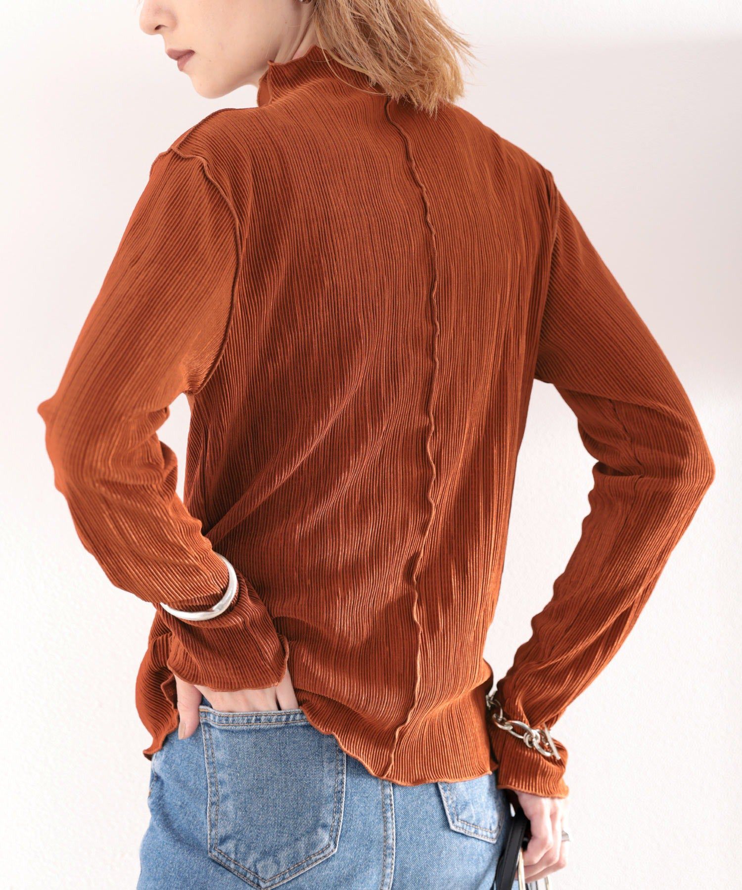 日本 Classical Elf - 光澤感木耳邊薄長袖上衣-酪梨綠