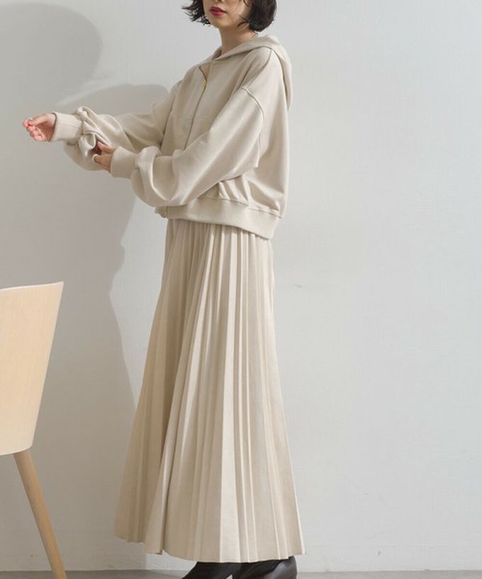 日本 ELENCARE DUE - 輕盈絨皮感雙拉鏈短版連帽外套-酒紅