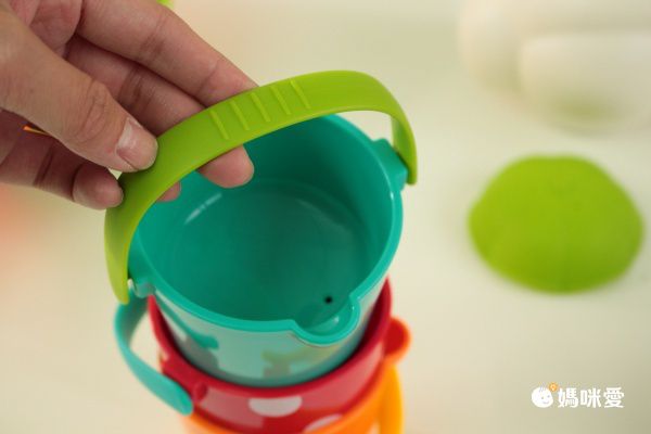 浴室秒變水上樂園【德國 Hape】戲水玩具，孩子愛上洗澡的魔法