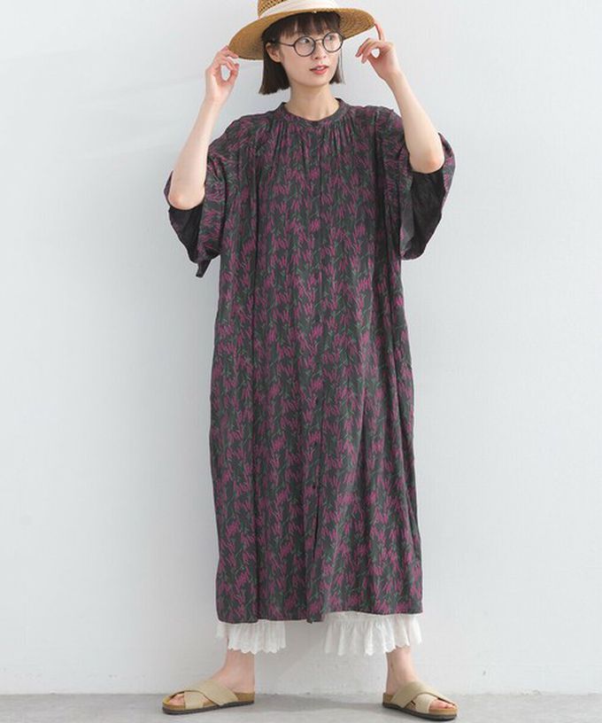 日本 Lupilien - 柔滑嫘縈植物印花寬鬆短袖洋裝-綠x桃