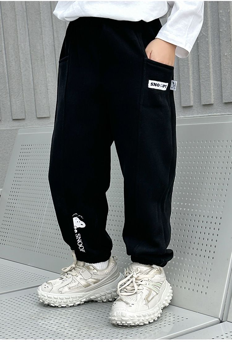 卡通人物史努比腰鬆緊束口運動褲-偷看的SNOOPY-黑色