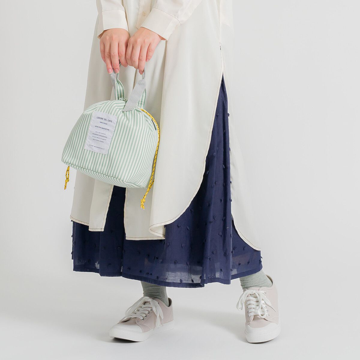 日本代購 - 抽繩束口保溫保冷便當袋-格紋-寶貝藍 (27x19×16cm)