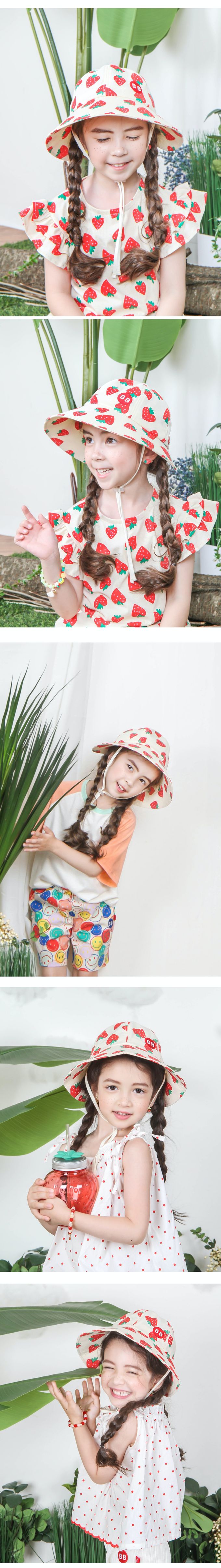韓國 Babyblee - 正韓製愛心草莓印繫帶遮陽帽