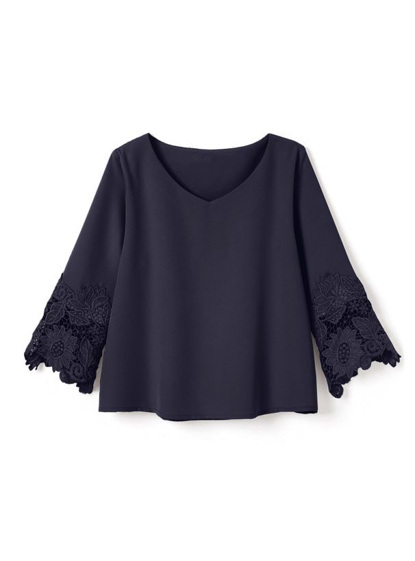 日本 GRL - V領花朵蕾絲拼接長袖上衣-灰藍