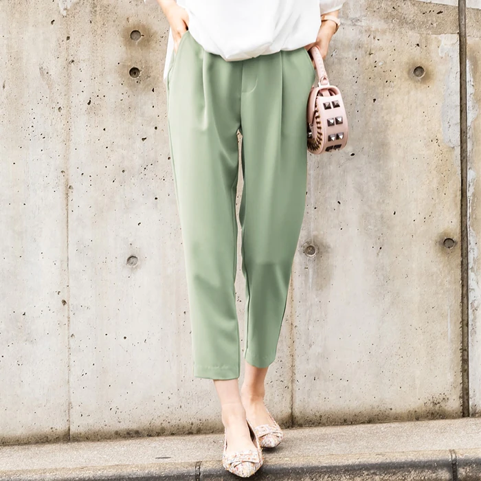 日本 BELLUNA - 熱銷定番 防曬涼感彈性美腿長褲-淺綠