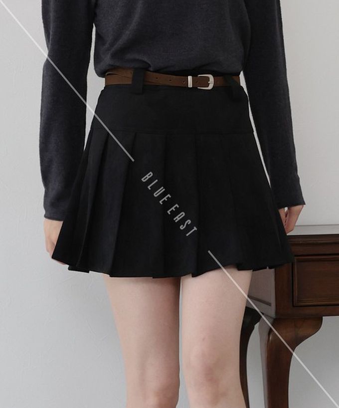 日本 BLUE EAST - 時髦麂皮百褶迷你短裙(附皮帶)-咖啡