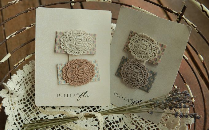 韓國 Puellaflo - (2入組)蕾絲布花裝飾髮夾-米+粉咖-贈品