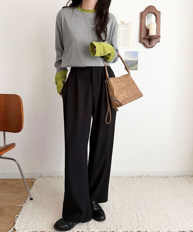 日本 Classical Elf - 時尚配色袖羅紋長袖上衣(指孔設計)-象牙白