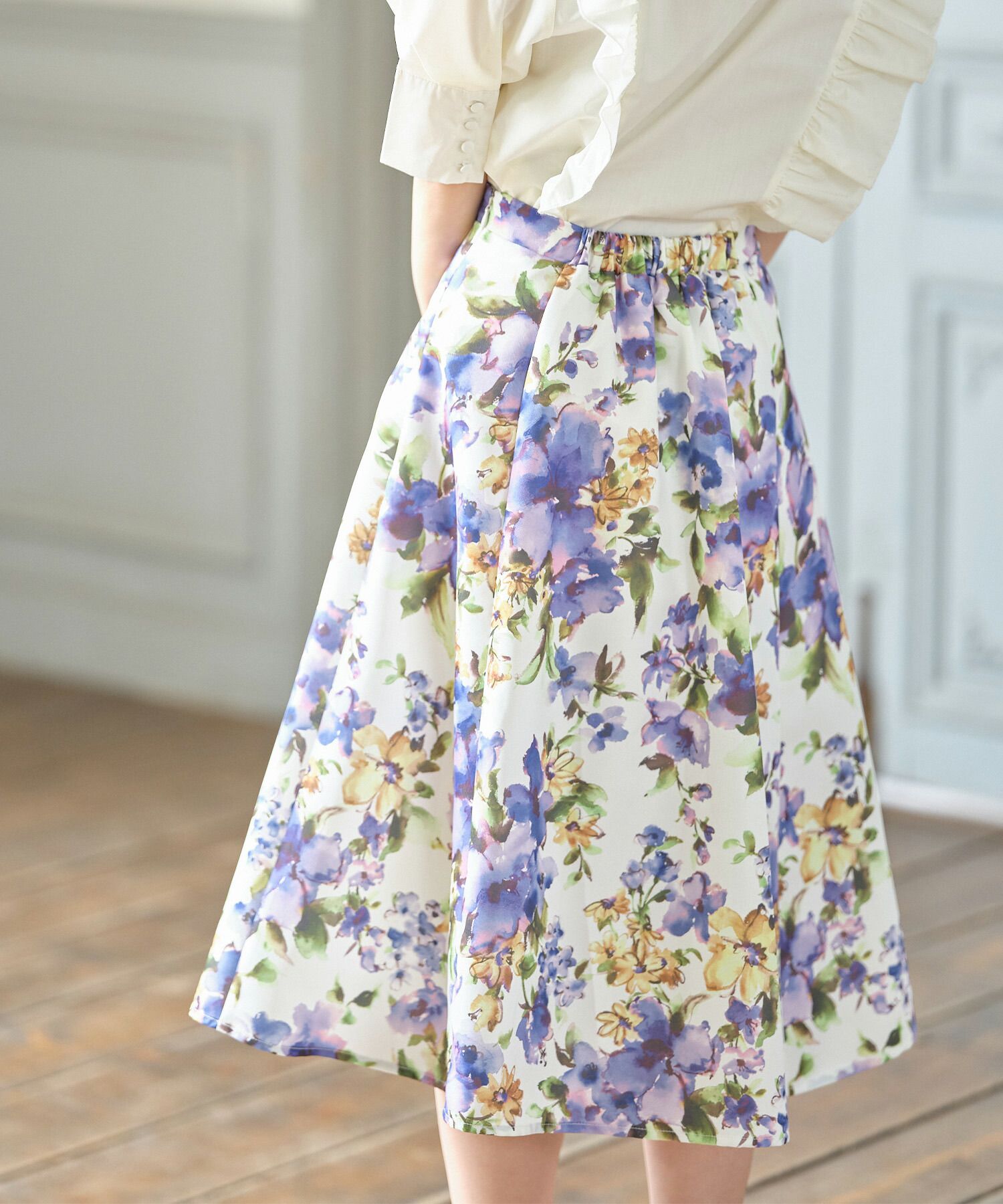 日本 tocco-closet - 水彩花朵華麗感修身傘裙-藍色系