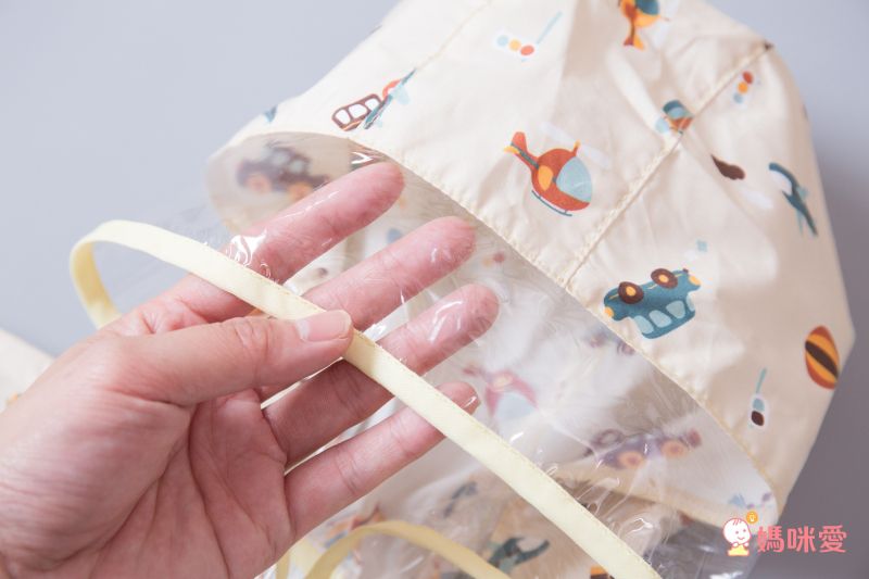 日本 akachan to issyo - 日本製防水斗篷雨衣-蝴蝶花園-粉-附收納袋