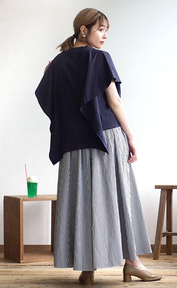 日本 zootie - 圓領波浪剪裁短袖上衣-天使白