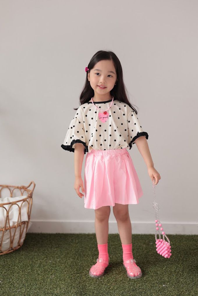 韓國 Dalla - 點點印愛心寬短袖上衣-黑X白