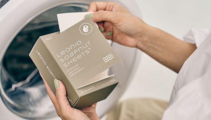 韓國 Leonio - (囤貨組)溫和洗淨衣物防護組-洗衣紙x3盒(180片)+防染色紙x3盒(120片)