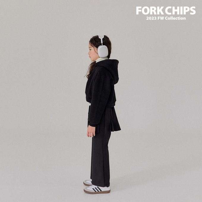 韓國 FORK CHIPS - 鬆緊腰裝飾百褶裙微喇叭長褲-黑