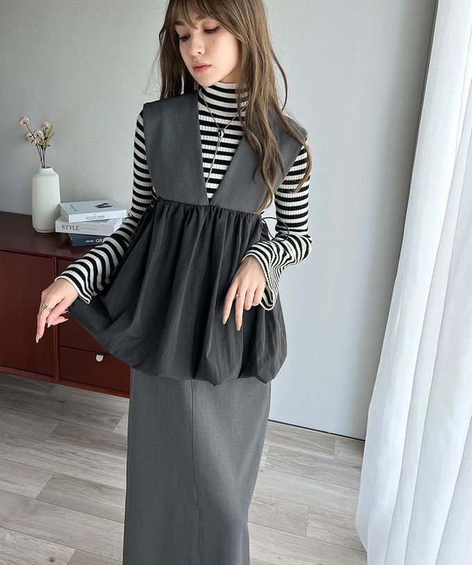 日本 Classical Elf - 前後2WAY簡約大口袋開叉吊帶裙-卡其