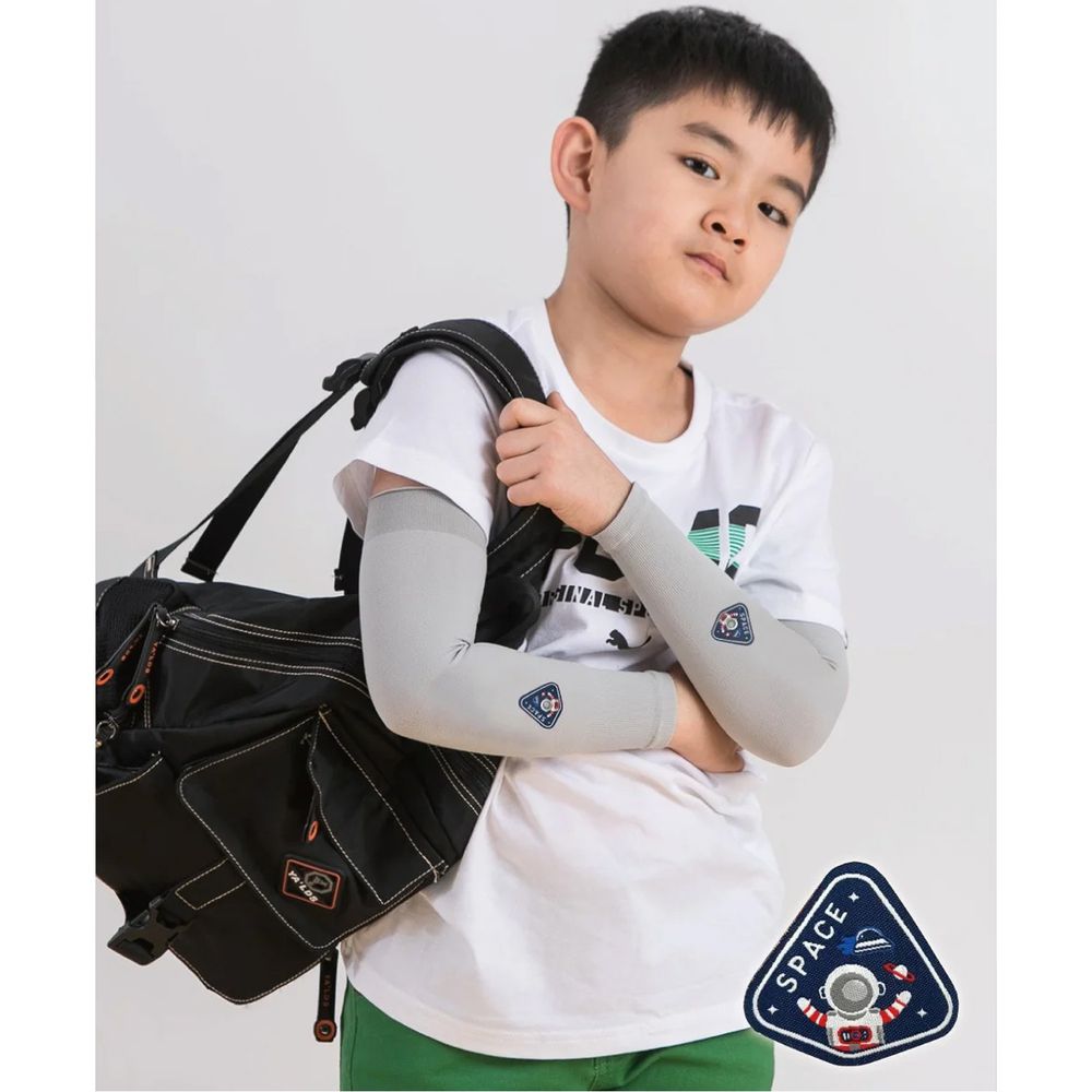 貝柔 Peilou - UPF50+兒童高效涼感防蚊抗UV袖套-(貼布繡)-太空人-灰 (F)