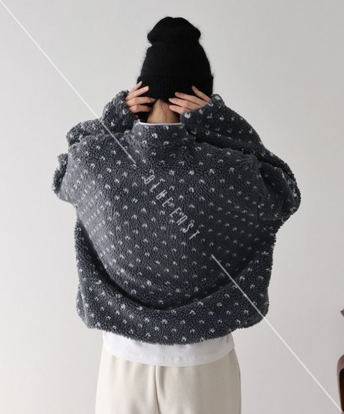 日本 BLUE EAST - 滿版愛心泰迪毛絨溫暖長袖上衣-灰 (M)