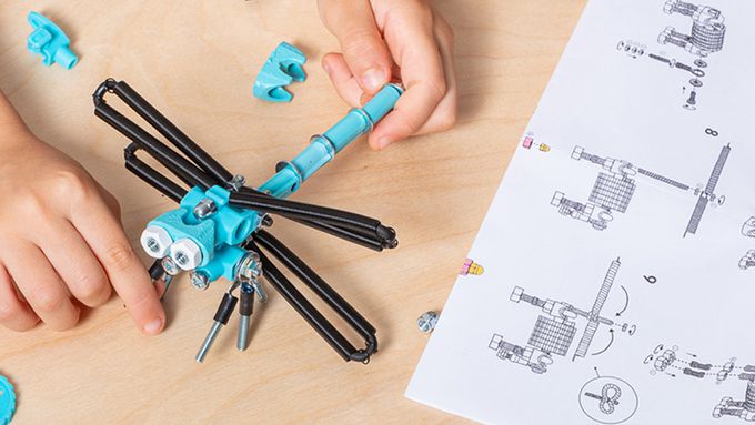 以色列 theOffBits - 機械積木-蜻蜓