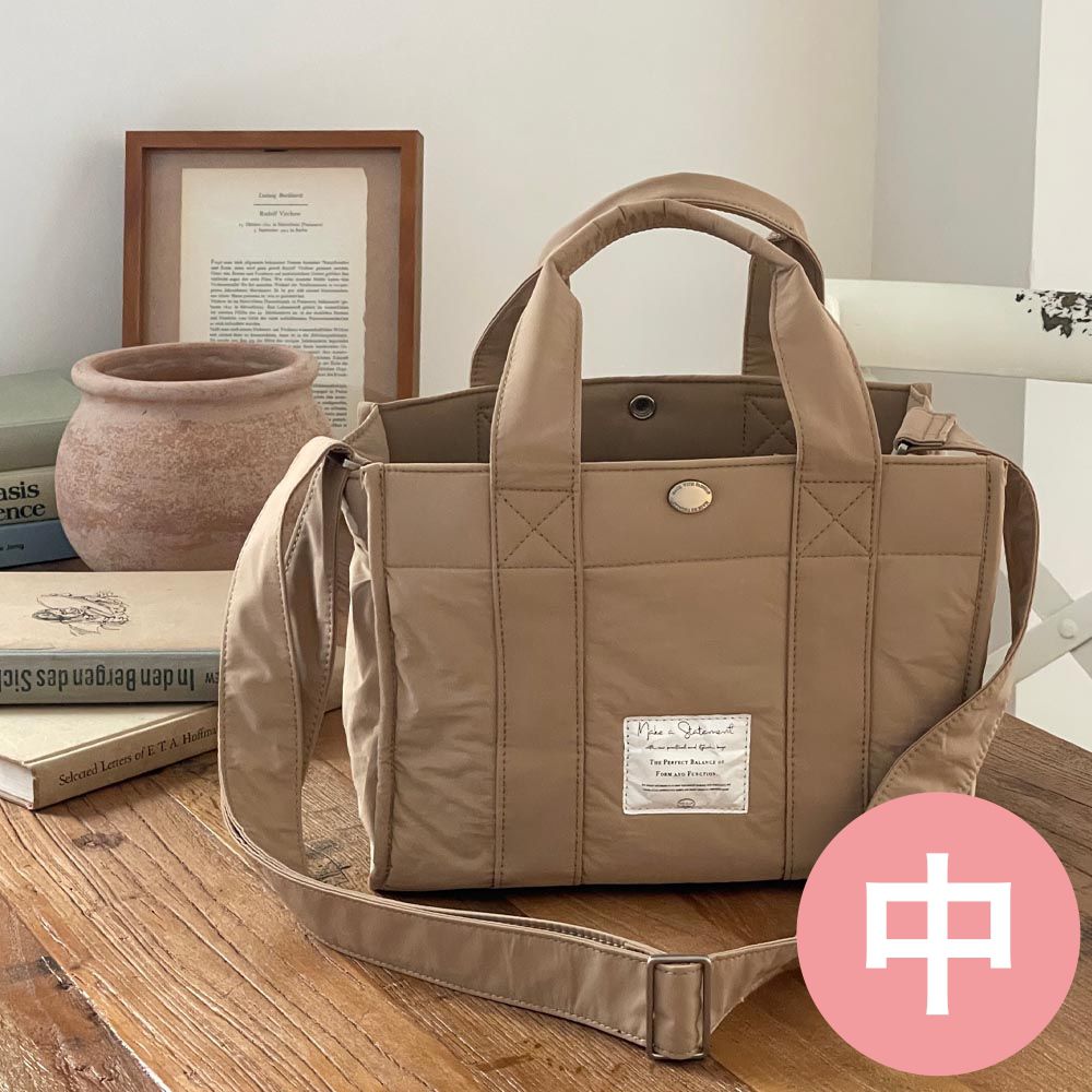 小眾設計 尼龍手提/肩背兩用方形收納包-深卡其 (中)