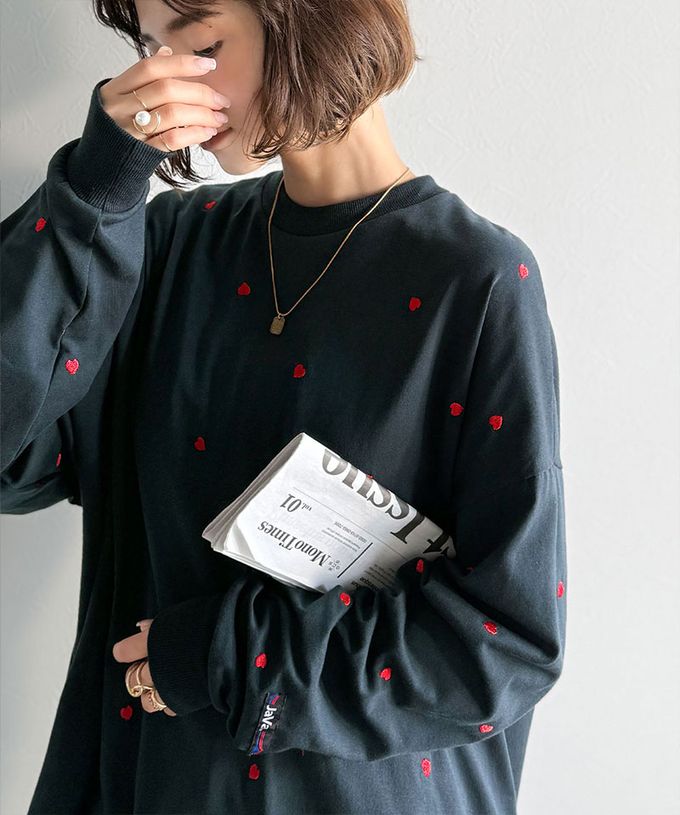 日本 Classical Elf - Java 滿版甜蜜心型長袖上衣-白底x紅