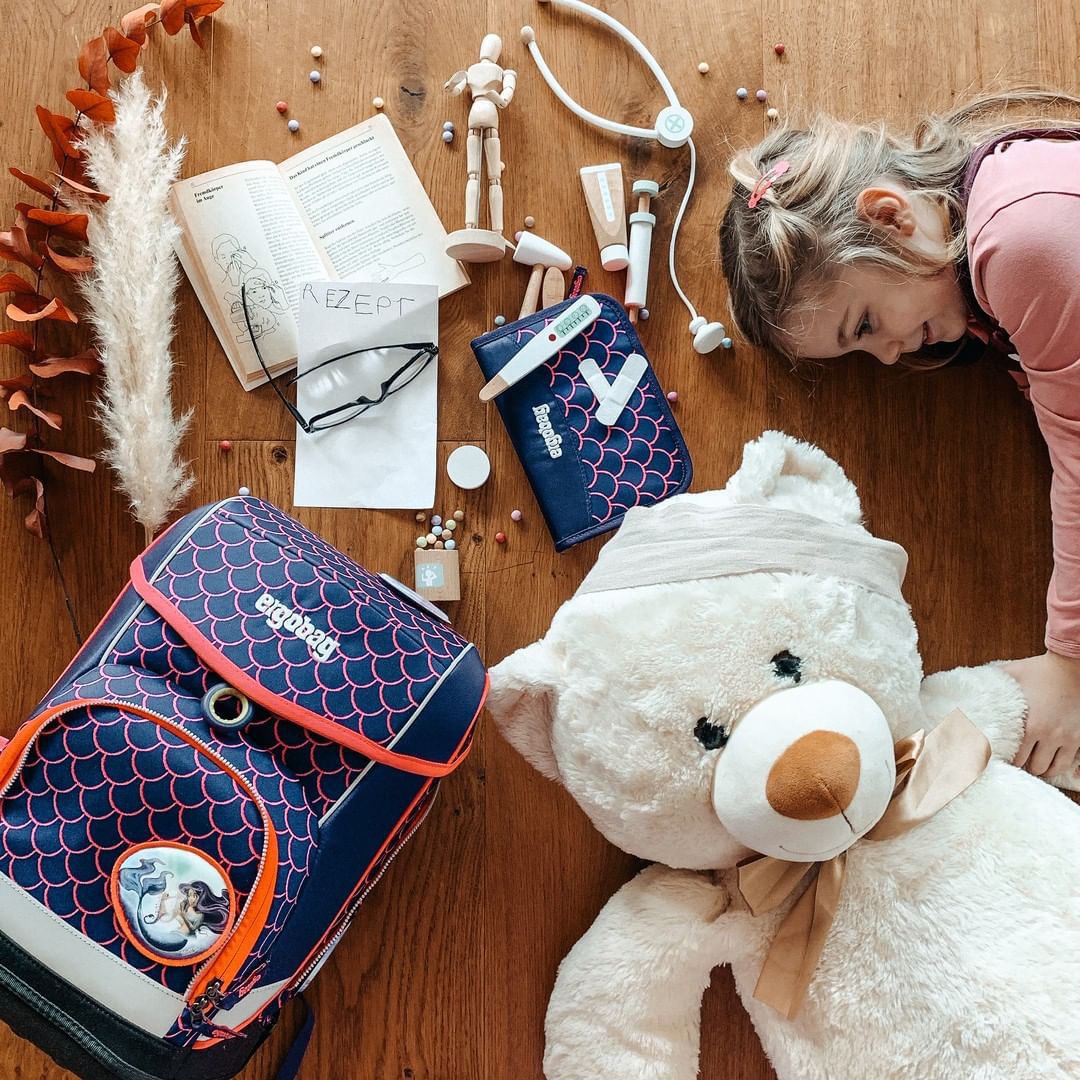 德國ergobag護脊成長書包！榮獲紅點設計獎 ★ 專為兒童設計的人體工學書包