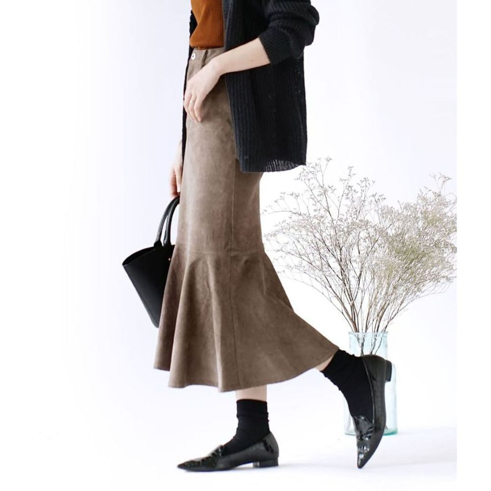 日本 zootie - 修身美型伸縮斜紋厚磅魚尾長裙-卡其